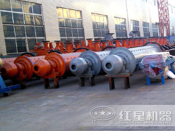 鉀長(zhǎng)石球磨機(jī)